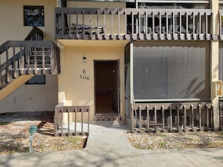 750 NE 199th St Unit H-106, Miami, FL 33179