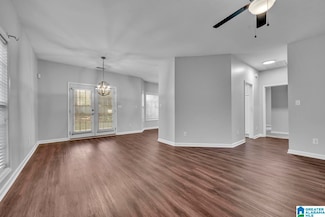 4417 Ridgeland Dr, Gardendale, AL 35071