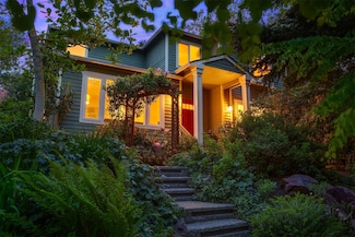 6237 39th Ave NE, Seattle, WA 98115