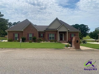 49 River Ridge Dr, Hawkinsville, GA 31036
