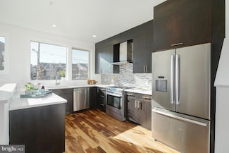 740 S Columbus Blvd Unit 48, Philadelphia, PA 19147