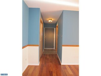 220 Echelon Rd, Voorhees, NJ 08043