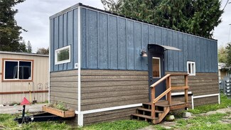 2500 Samish Way Unit 18, Bellingham, WA 98229