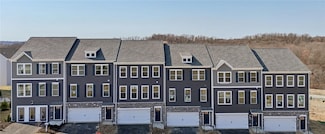 207 Truth Cir, Harmony, PA 16037