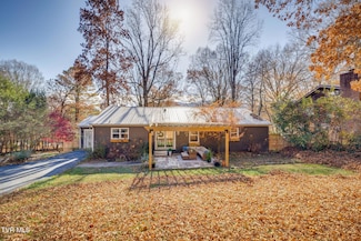 900 Echo Ln, Johnson City, TN 37604