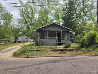 305 Hubbard St, Troy, AL 36081