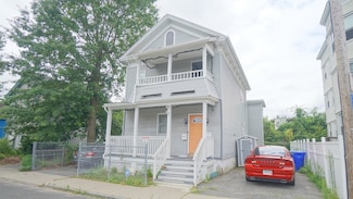 11 Spruce St, Springfield, MA 01105