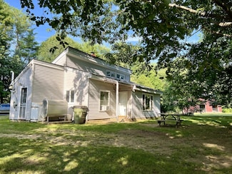 20 Murch Rd, Freeport, ME 04032