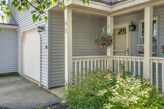 45 Meadowbrook Dr Unit 2, Gorham, ME 04038