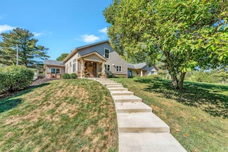547 County Line Rd, Westerville, OH 43081