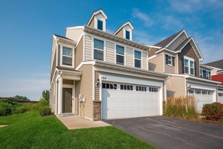764 Stonegate Rd, Chanhassen, MN 55317