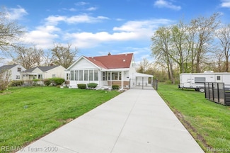 6341 Hunt St, Romulus, MI 48174