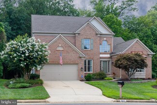 8612 Larkview Ln, Fairfax Station, VA 22039