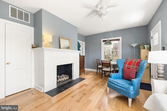1611 13th St S, Arlington, VA 22204