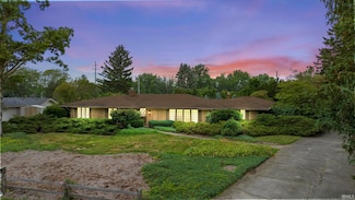 8721 Fortuna Way, Fort Wayne, IN 46815