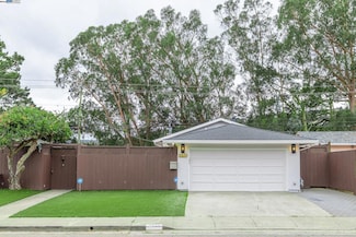 2771 Fleetwood Dr, San Bruno, CA 94066