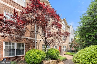 3070 S Glebe Rd, Arlington, VA 22206