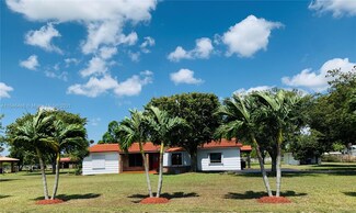 23700 SW 207th Ave, Homestead, FL 33031