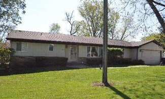 40123 N Circle Ave, Antioch, IL 60002