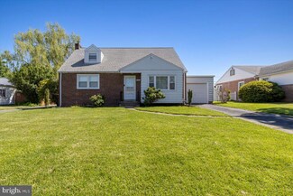 3813 Grant St, Reading, PA 19606