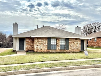 5708 Ranchogrande Dr, Arlington, TX 76017