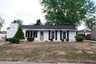 1417 N Russell Ave Unit 1, Aurora, IL 60506
