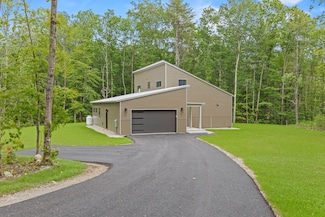 41 Matthew St, Lisbon, ME 04250