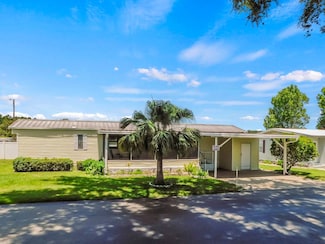 11101 Pelican Dr, Dade City, FL 33525