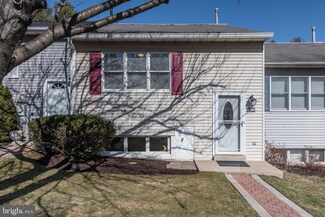 10121 Nightingale St, Gaithersburg, MD 20882