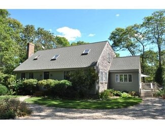 200 Horseneck Rd, South Dartmouth, MA 02748