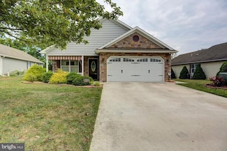 46 Lantern Ln, Shippensburg, PA 17257