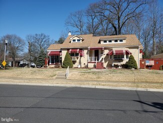 100 Osage Ave, Somerdale, NJ 08083