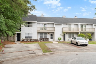 7813 Sandida Ct, North Charleston, SC 29418