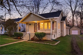 438 Wealthy St, Kalamazoo, MI 49006