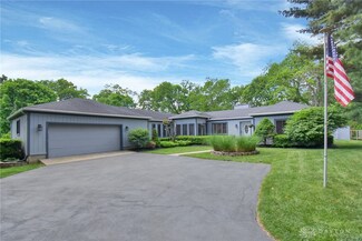 3925 Old Troy Pike, Dayton, OH 45404
