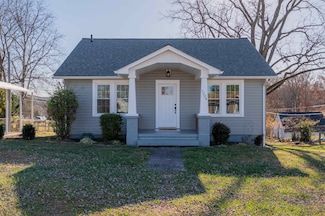 1204 5th St, Radford, VA 24141