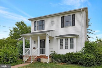 150 S Marshall St, Strasburg, VA 22657