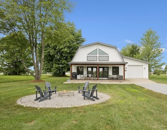 559 Waynoka Dr, Lake Waynoka, OH 45171