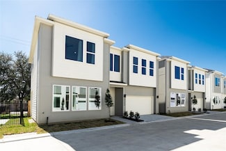 8906 Knoll Branch Dr, Houston, TX 77080