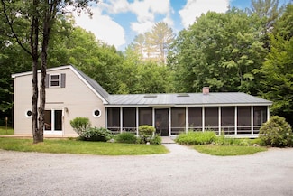 82 Fairgrounds Rd, Bradford, NH 03221
