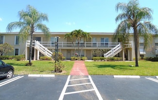 309 Circle Dr S Unit 204, Boynton Beach, FL 33435