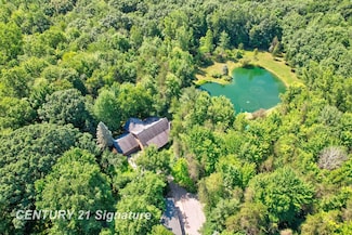 13715 Baldwin Rd, Chesaning, MI 48616