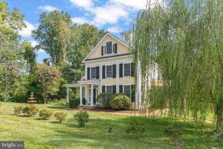 8616 Springs Dr, Warrenton, VA 20186