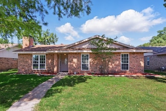 215 Edgewood Dr, Coppell, TX 75019