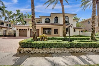 16795 NW 86th Ct, Hialeah, FL 33016