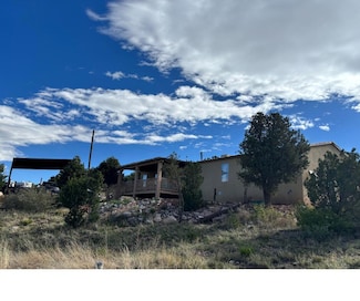 11 Valley View Rd, Moriarty, NM 87035