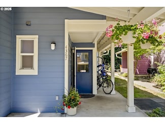 4367 SW 94th Ave Unit 7, Portland, OR 97225