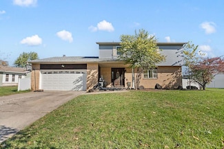 6338 Beaver Lake Dr, Grove City, OH 43123