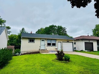 1267 Etna St, Saint Paul, MN 55106
