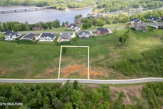 2622 Serenity Sound, Morristown, TN 37814